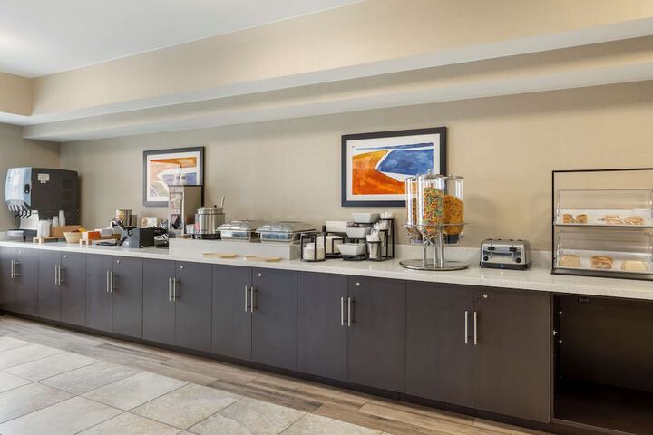 Best Western Watertown Inn and Suites