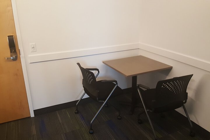 Room 18 of 27