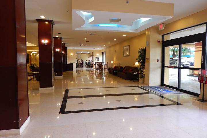 Hotel 3 of 27