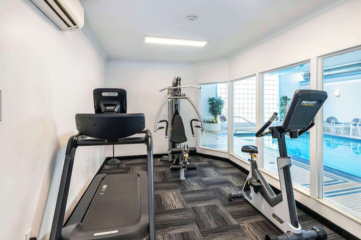Quality Inn & Suites Garden of the Gulf