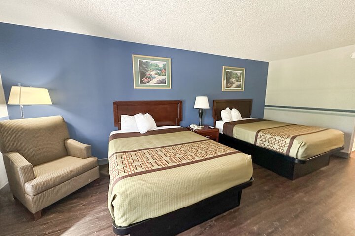 Room 9 of 26