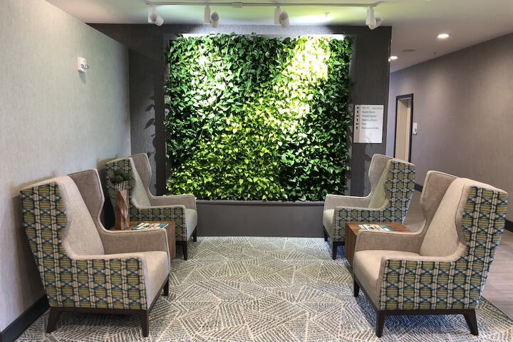 Hotel 2 of 61