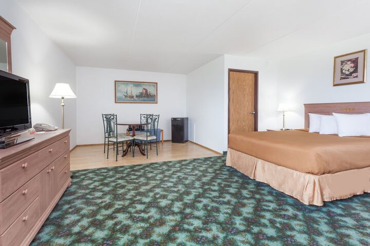 Room 17 of 21