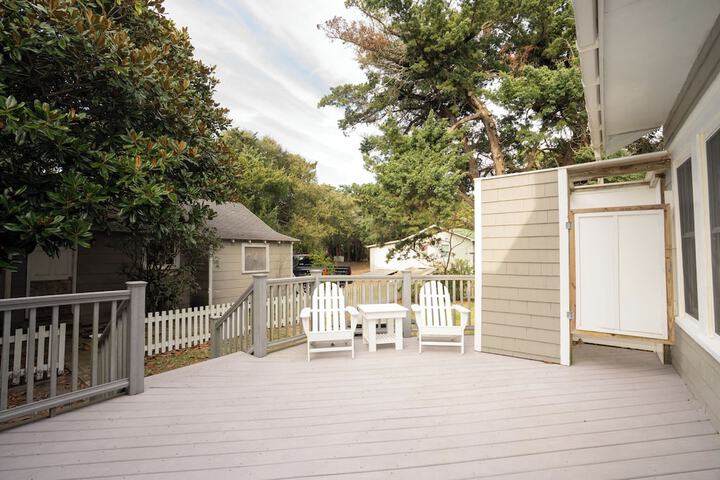 Ocracoke Harbor Inn
