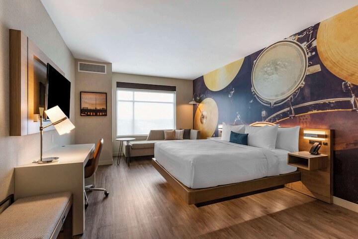 Room 40 of 75