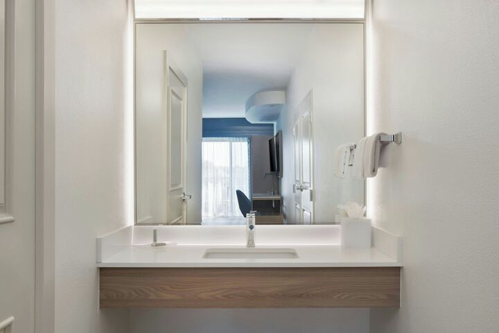 Courtyard by Marriott Sandestin at Grand Boulevard
