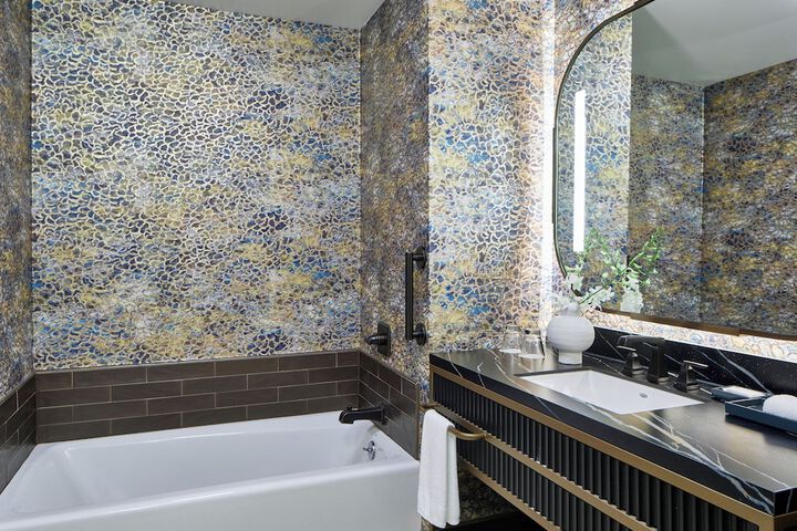 Renaissance Shoals Resort & Spa