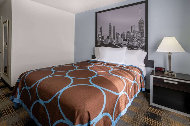 Room 22 of 35
