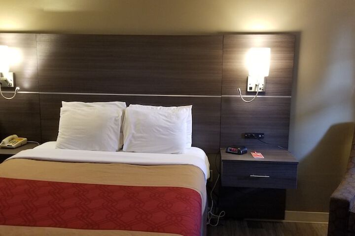 Room 47 of 49