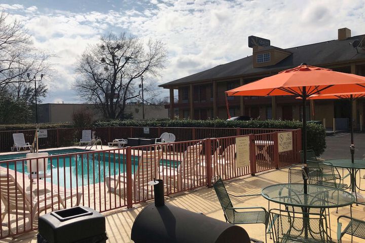 Pool 7 of 44