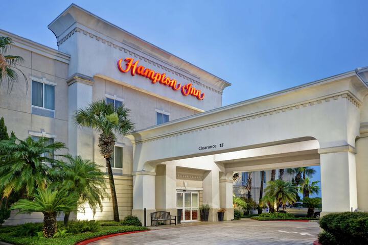 Hotel 5 of 37