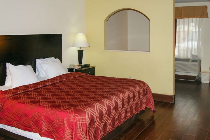 Room 46 of 96