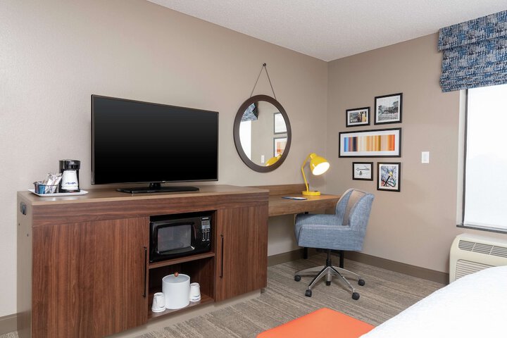 Room 14 of 36
