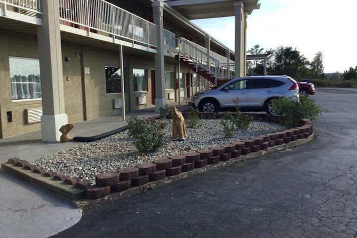 Hotel 2 of 29
