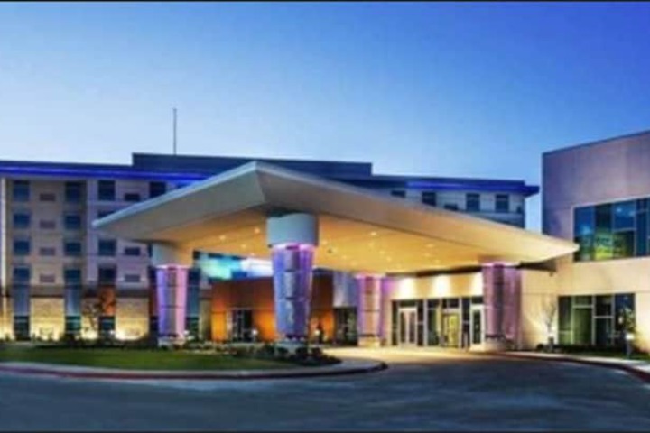 Hotel 4 of 48