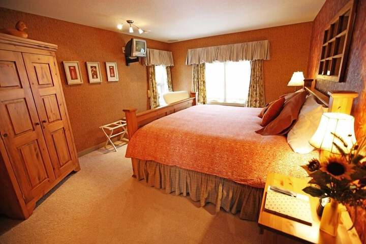 Room 7 of 13