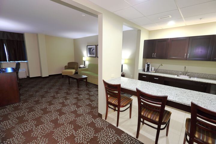 Room 47 of 69