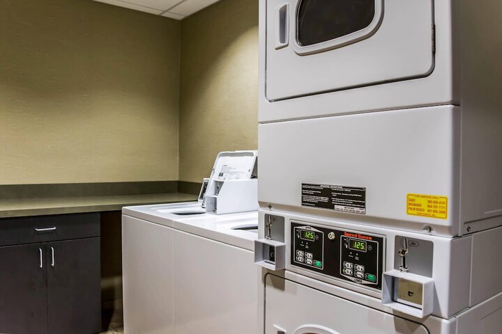 Comfort Suites Palm Bay - Melbourne