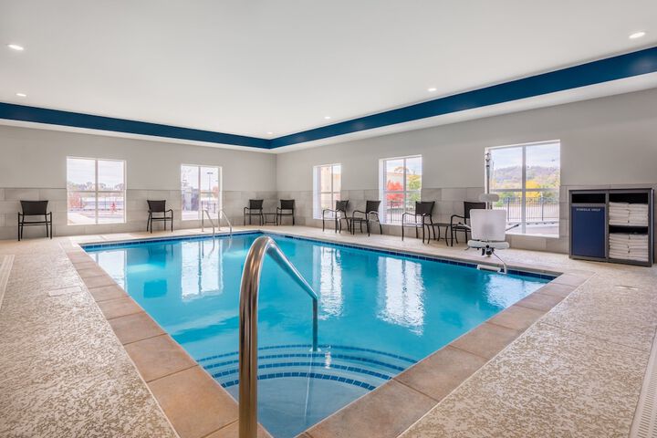 Pool 4 of 43