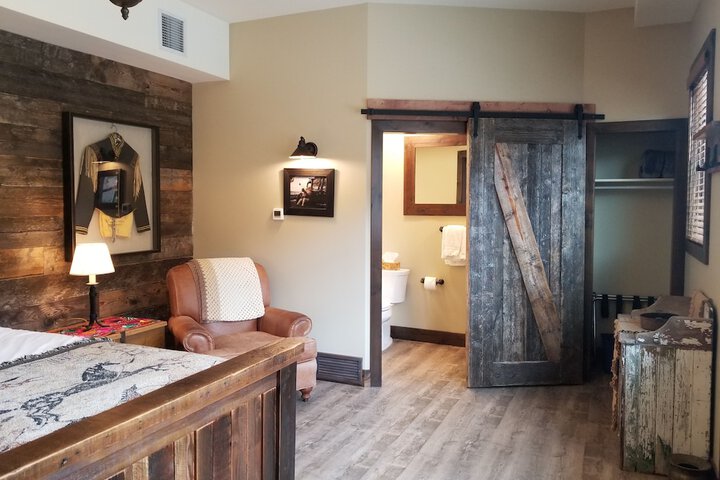 The Lady MacDonald Country Inn