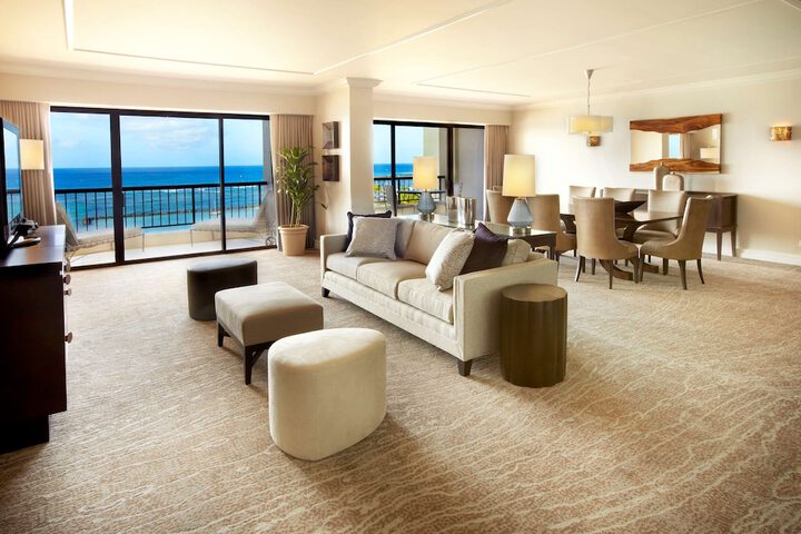 Hilton Hawaiian Village Waikiki Beach Resort