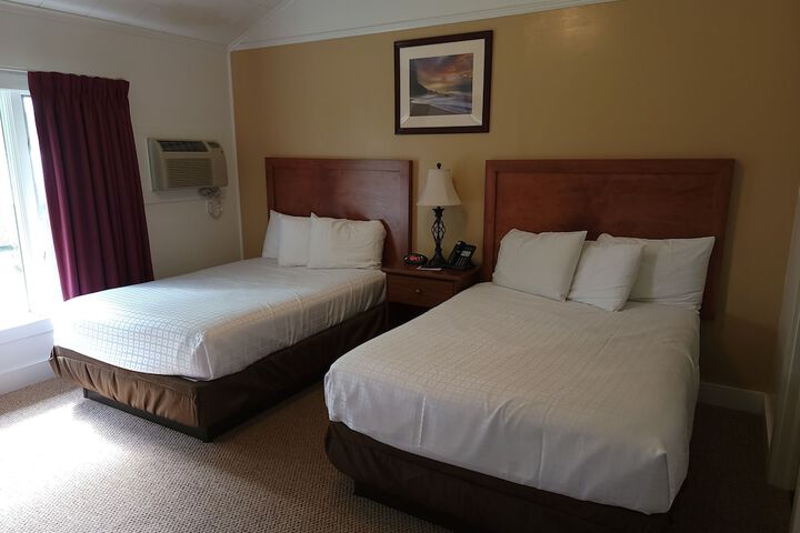 Hickory Grove Motor Inn