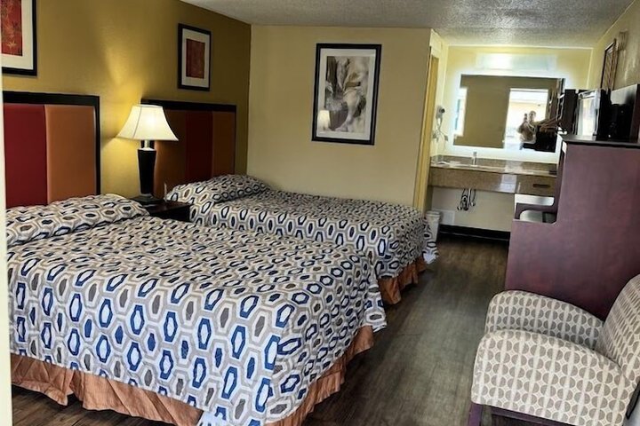 Room 10 of 10