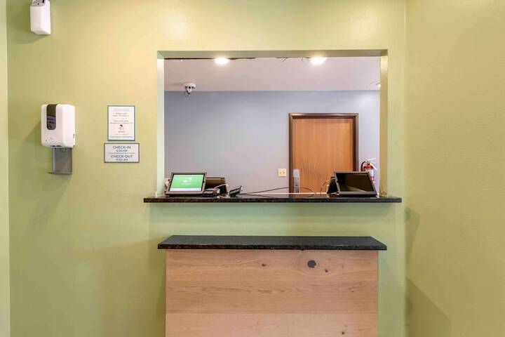 Extended Stay America Select Suites - Orlando - East
