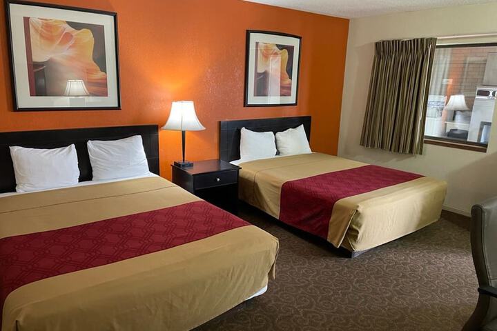 Room 21 of 107