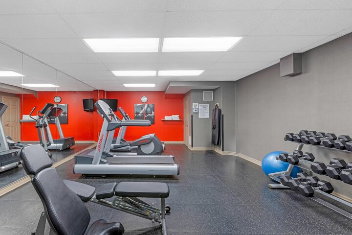 Quality Inn and Suites Oakville-Mississauga