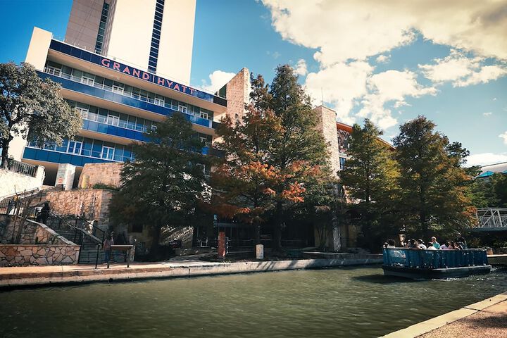 Grand Hyatt San Antonio River Walk