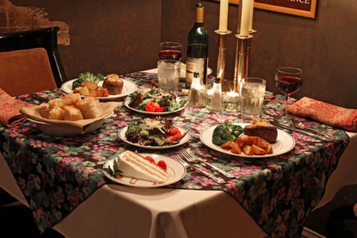 Dining 53 of 72
