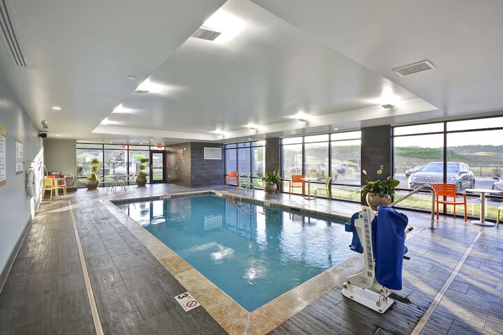 Pool 11 of 41