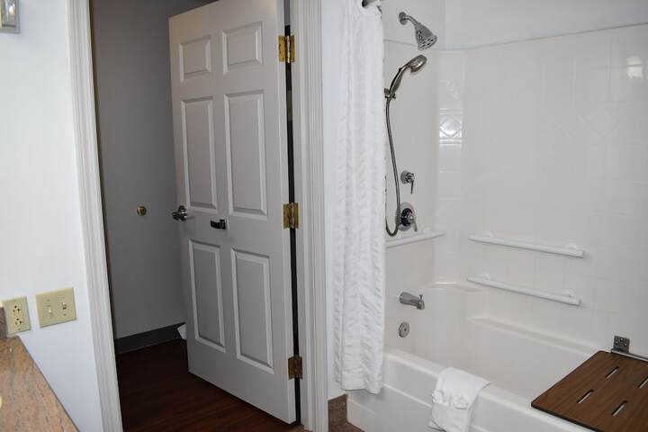 Country Inn & Suites by Radisson Hagerstown, MD
