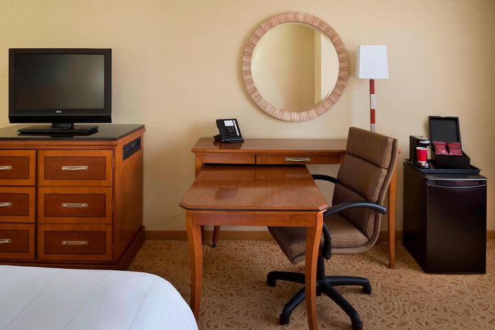 Room 13 of 68