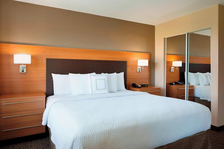 Room 20 of 24