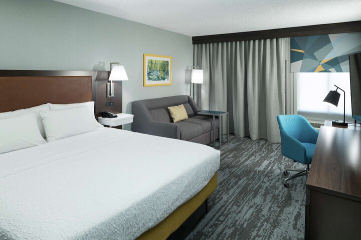 Room 20 of 33