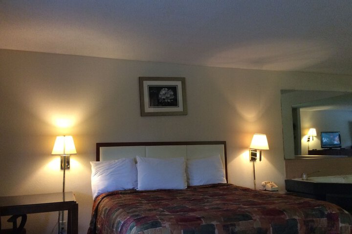 Room 20 of 35