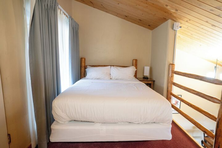 Room 43 of 94