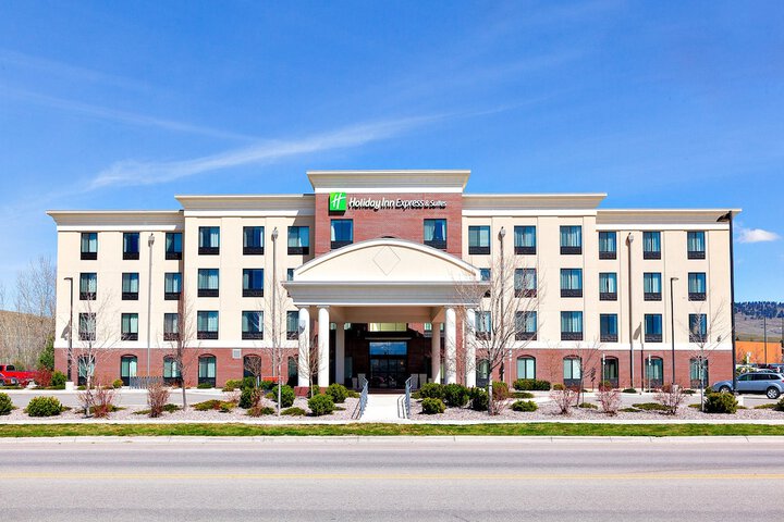 Hotel 8 of 82