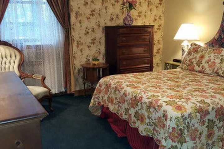 Room 21 of 107