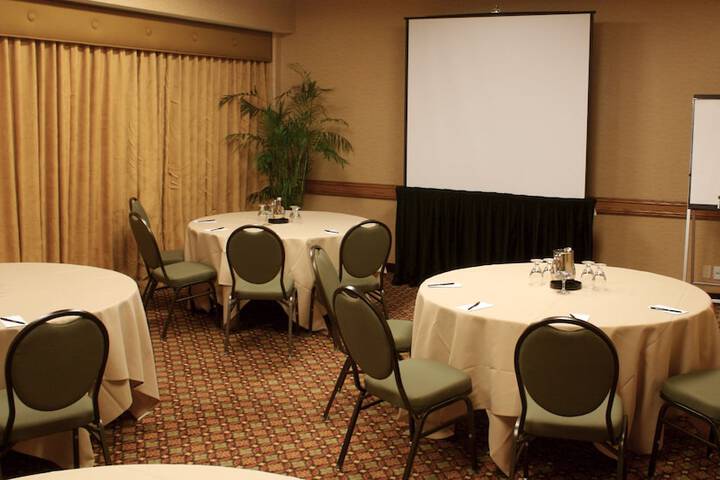 Ontario Airport Hotel & Conference Center
