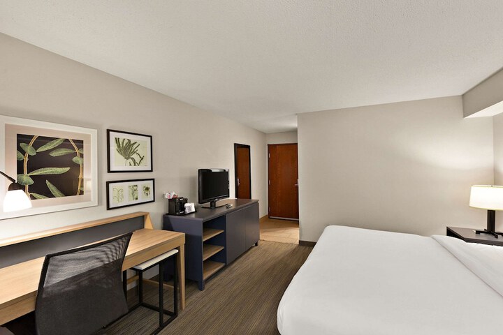 Room 43 of 56