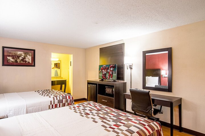 Room 25 of 29