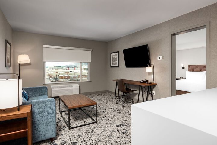 Room 62 of 136