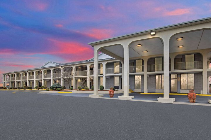Hotel 3 of 38
