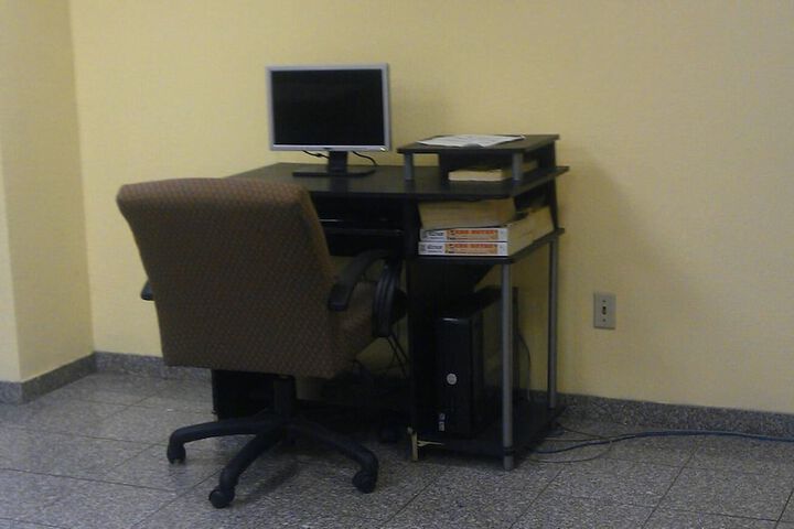 Business Center 13 of 15