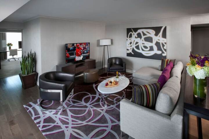 Room 27 of 100