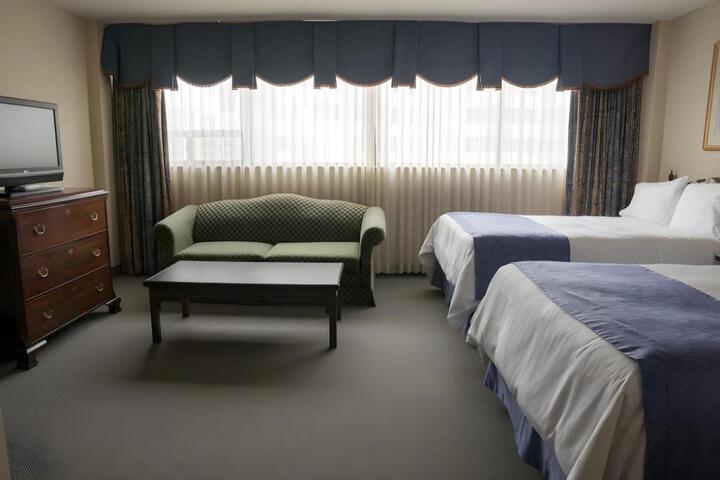 The Roehampton Hotel