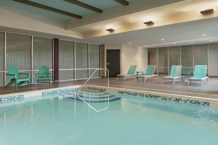 Pool 4 of 50